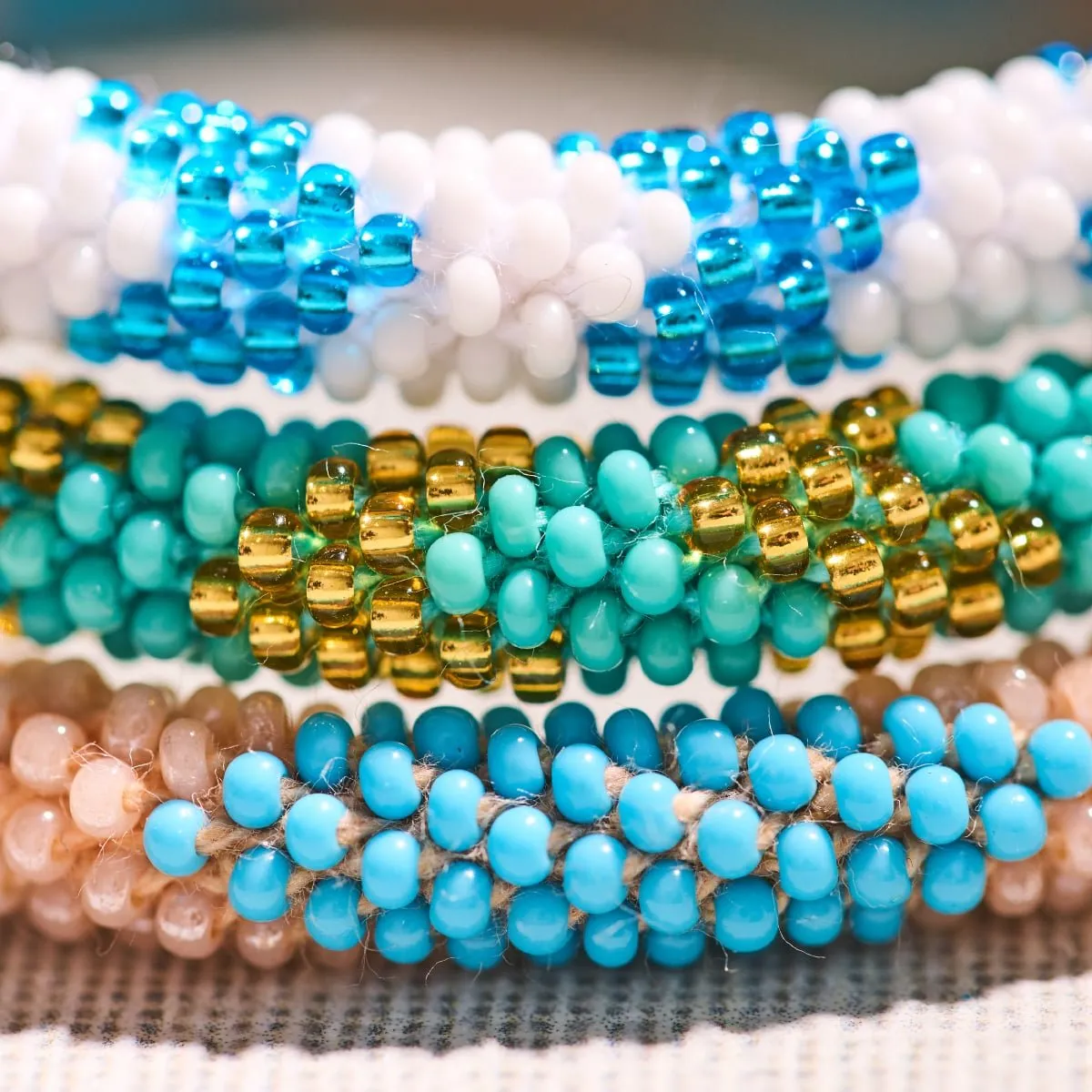 Golden Tropic | Himalayan Glass Bead Bracelet